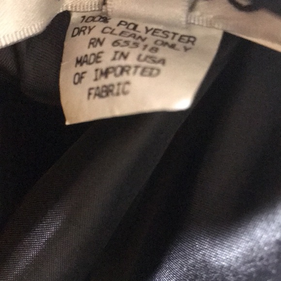 Patra full skirt. Fully lined with extra netting for shape. EUC - Picture 5 of 6